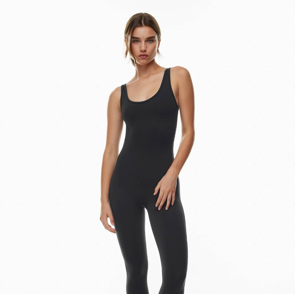 TnaLife Shake-it Jumpsuit